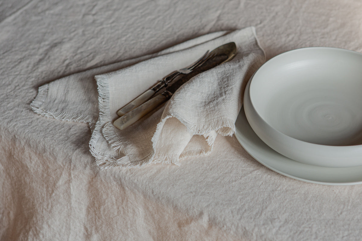 Once Milano lněný ubrousek s třásněmi