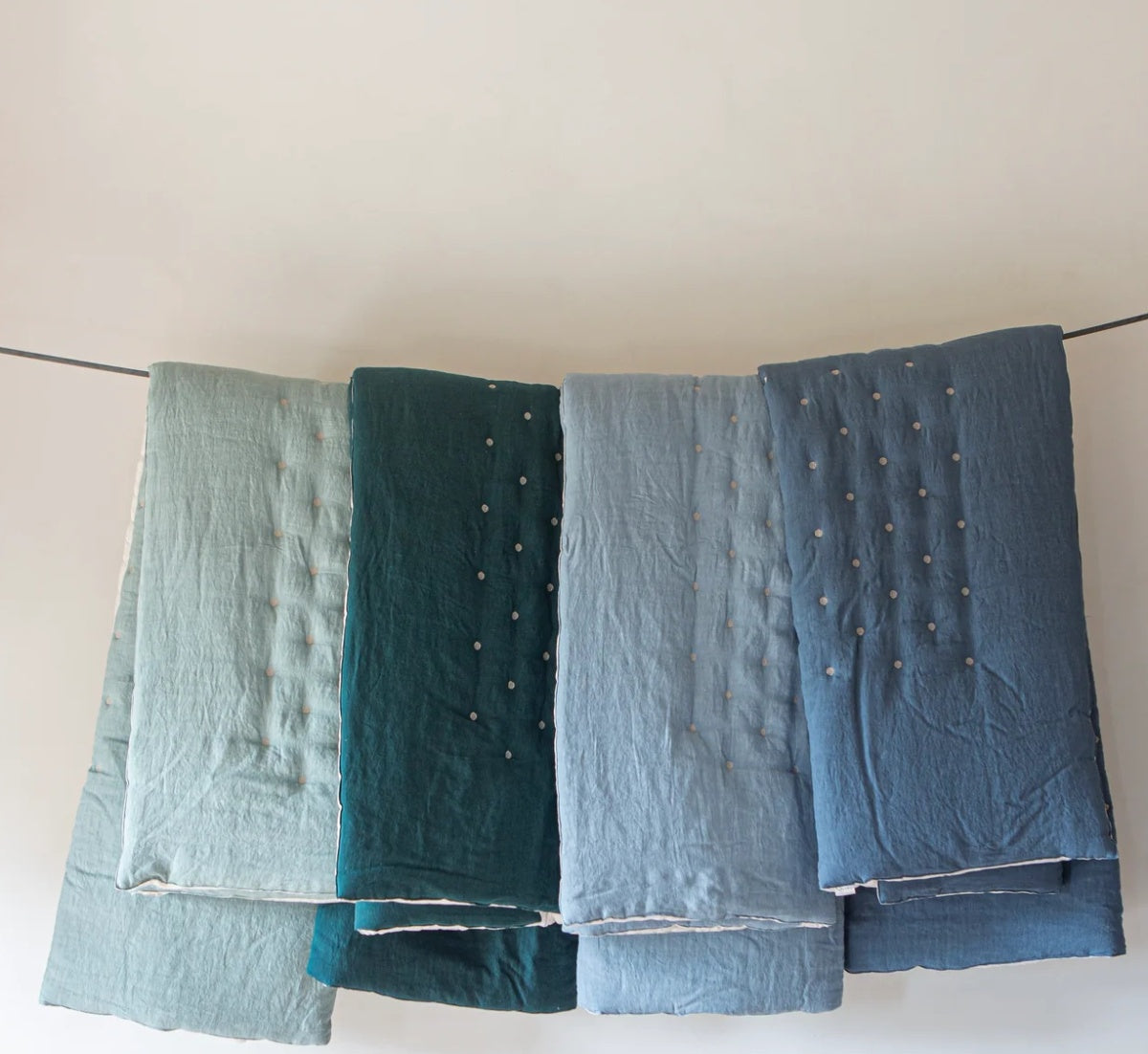 Once Milano luxusní lněný quilt přehoz na postel