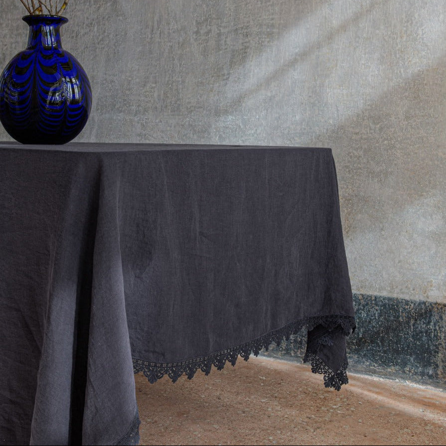 Once Milano lněný ubrus s krajkou Sicily