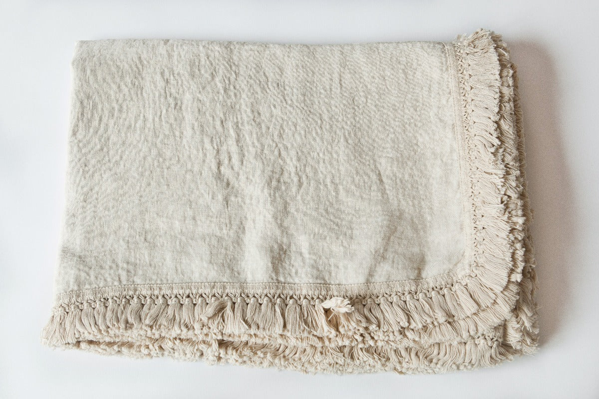 Once Milano lněný ubrus s třásněmi