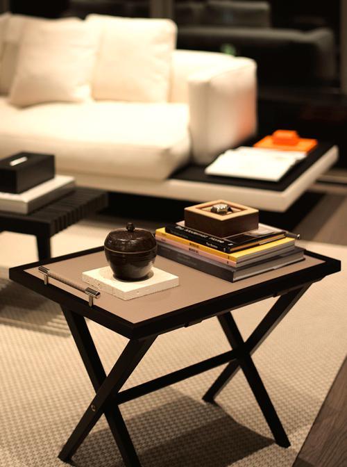 Nízký skládací stolek s odnímatelným podnosem DEDALO - Pinetti - perdonahome