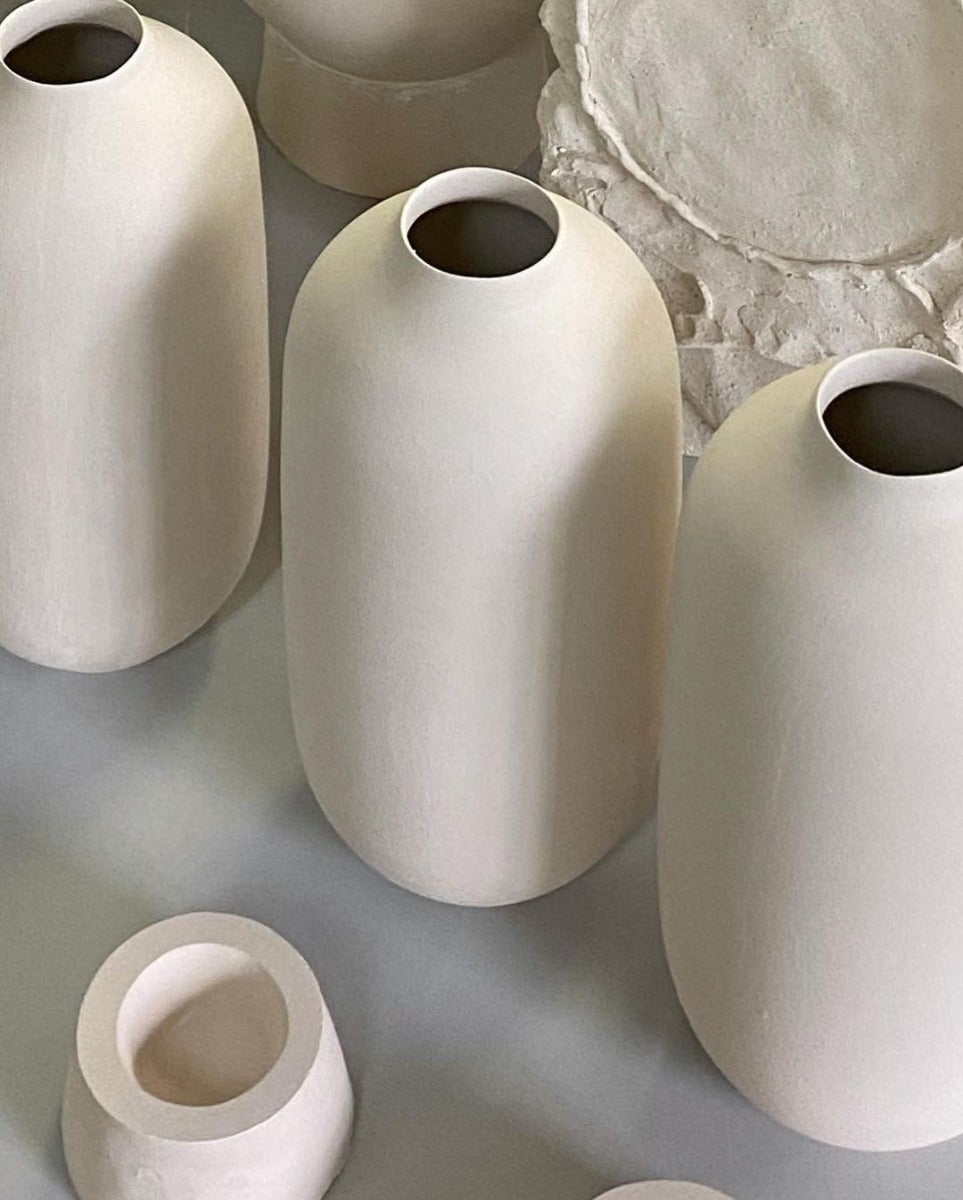 Plody Erlanu malá kameniová váza Silueta No. 1 zelená