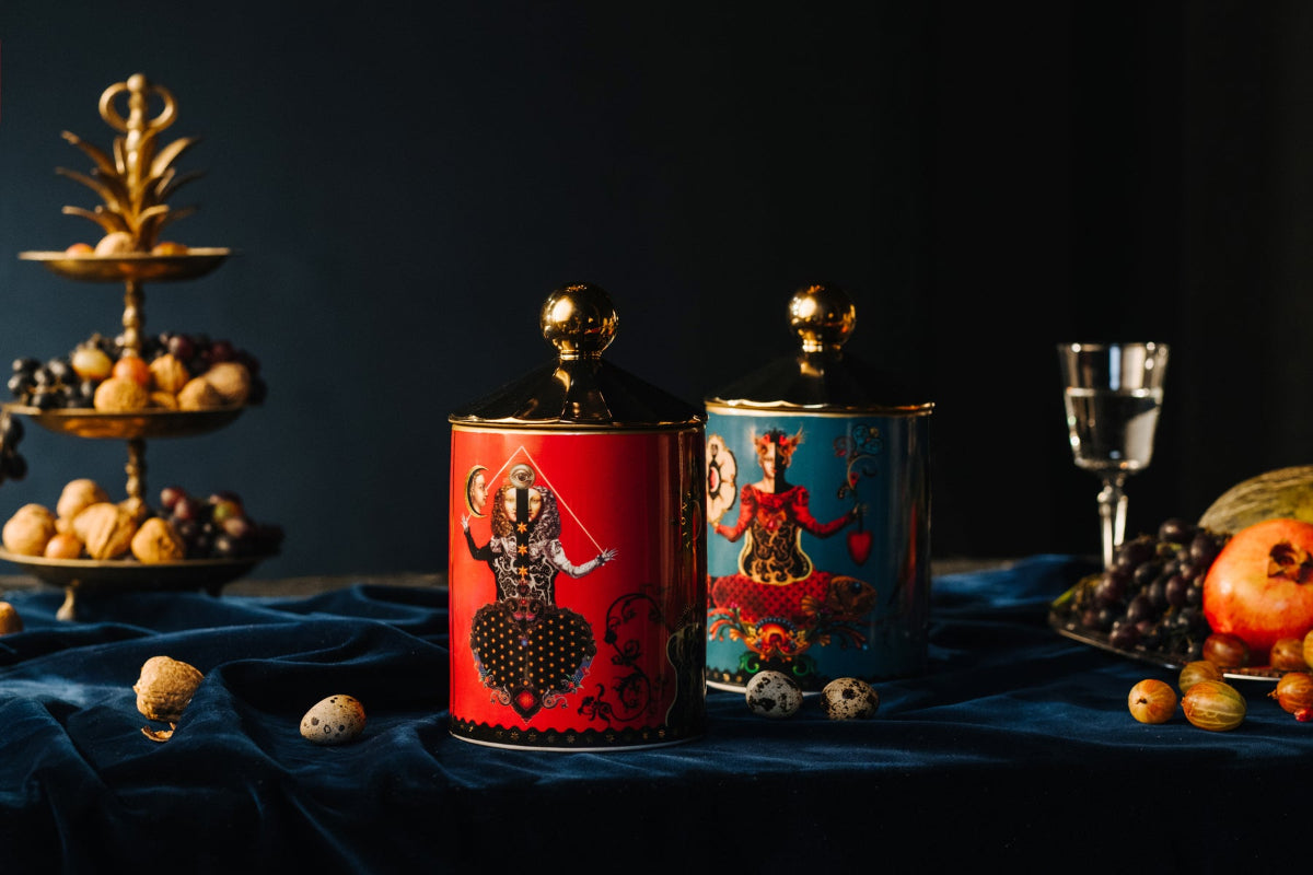 Smells Like Spells Vonná svíčka INCANTATIONS Severní Amerika