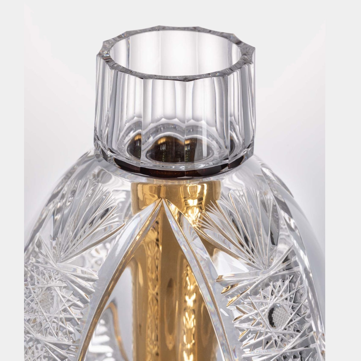 Ručně broušený křišťálový relikviář II - sběratelský unikát