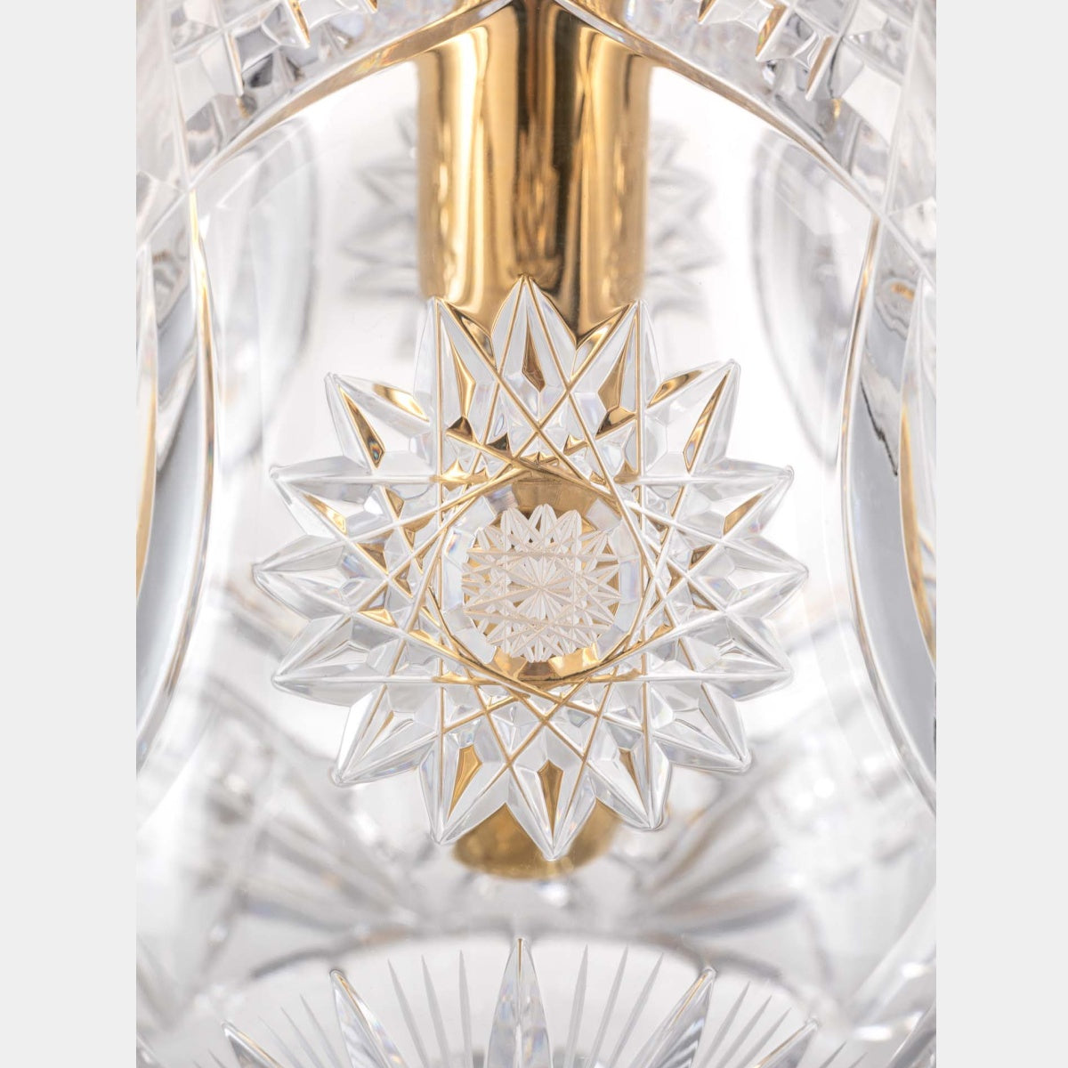 Ručně broušený křišťálový relikviář IV - sběratelský unikát