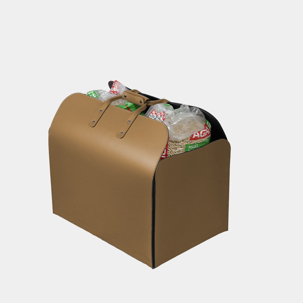 Kožený koš na pelety do krbových kamen