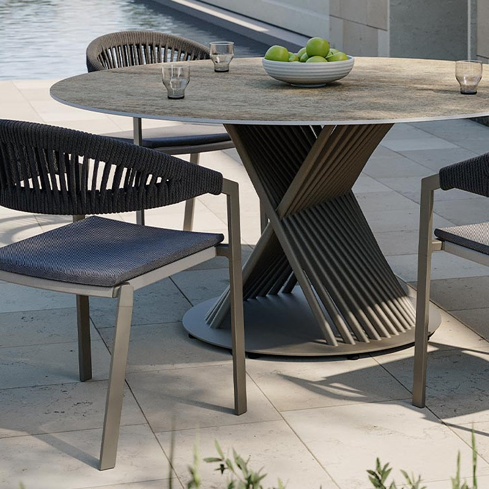 MYYOUR PUSH Zahradní jídelní židle s pletenou opěrkou