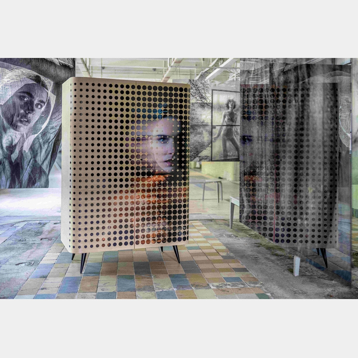 Helena Dařbujánová Designová šatní skříň Ona je...