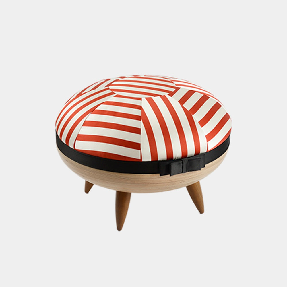 Designové sedátko Makronka Helena Dařbujánová