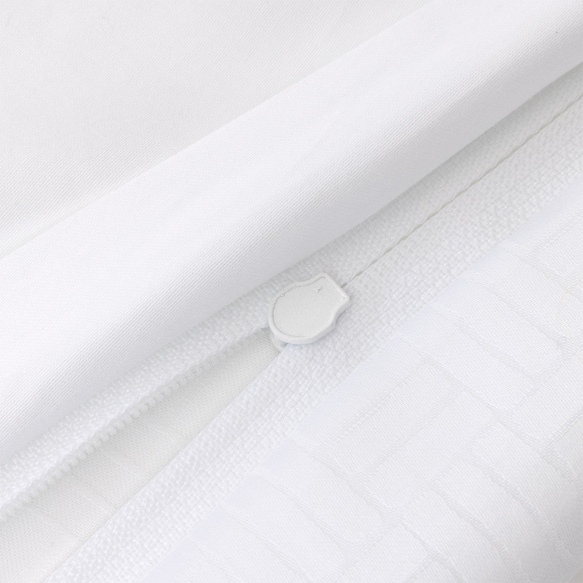 Luxusní povlečení bavlněný satén BOSS Home LATTICE