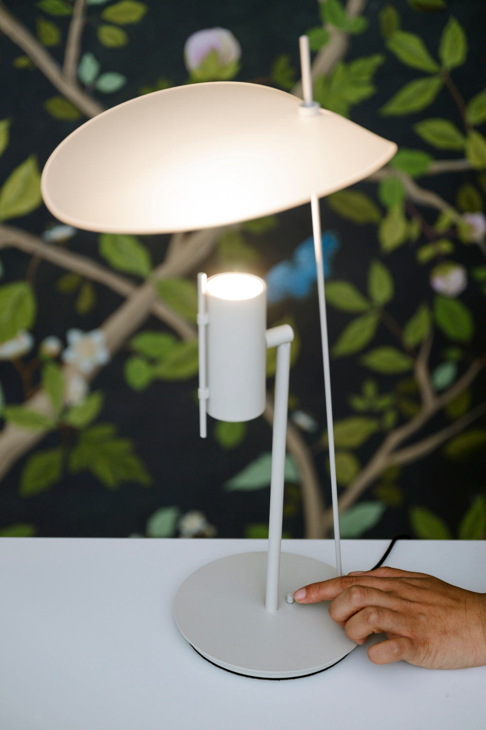 olivlab Designová stolní lampa Stilla