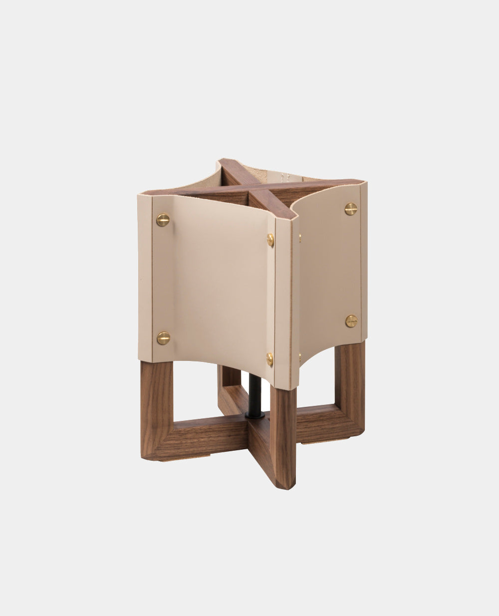 Designová stolní lampa ALIANTE s koženým stínidlem