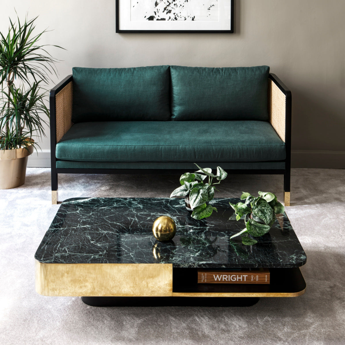 Lounge Coffee Table – ikonický designový konferenční stolek s odkazem na 70. léta