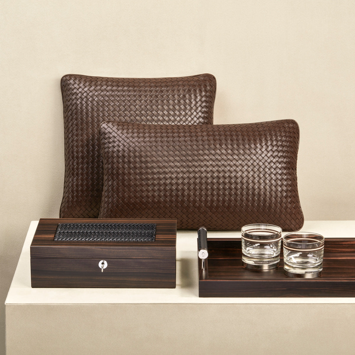 Riviere Luxusní kožený dekorační polštář ONIRO HANDWOVEN