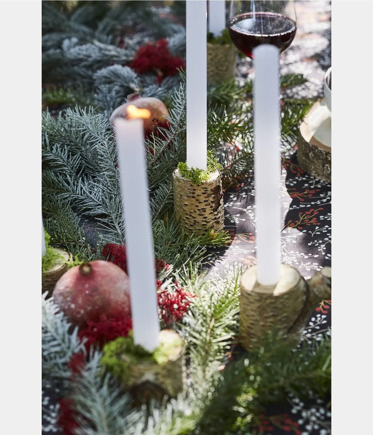 Sylvie Thiriez vánoční ubrus Joy s barevnými větvičkami