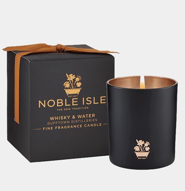 WHISKY & WATER pánská vonná svíčka - Noble Isle - perdonahome