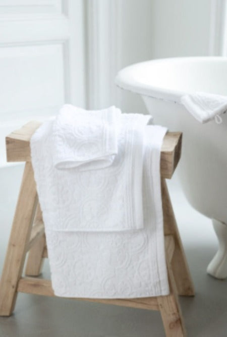 PIP STUDIO luxusní žakárový ručník 500 gr/m2 TILE DE PIP white