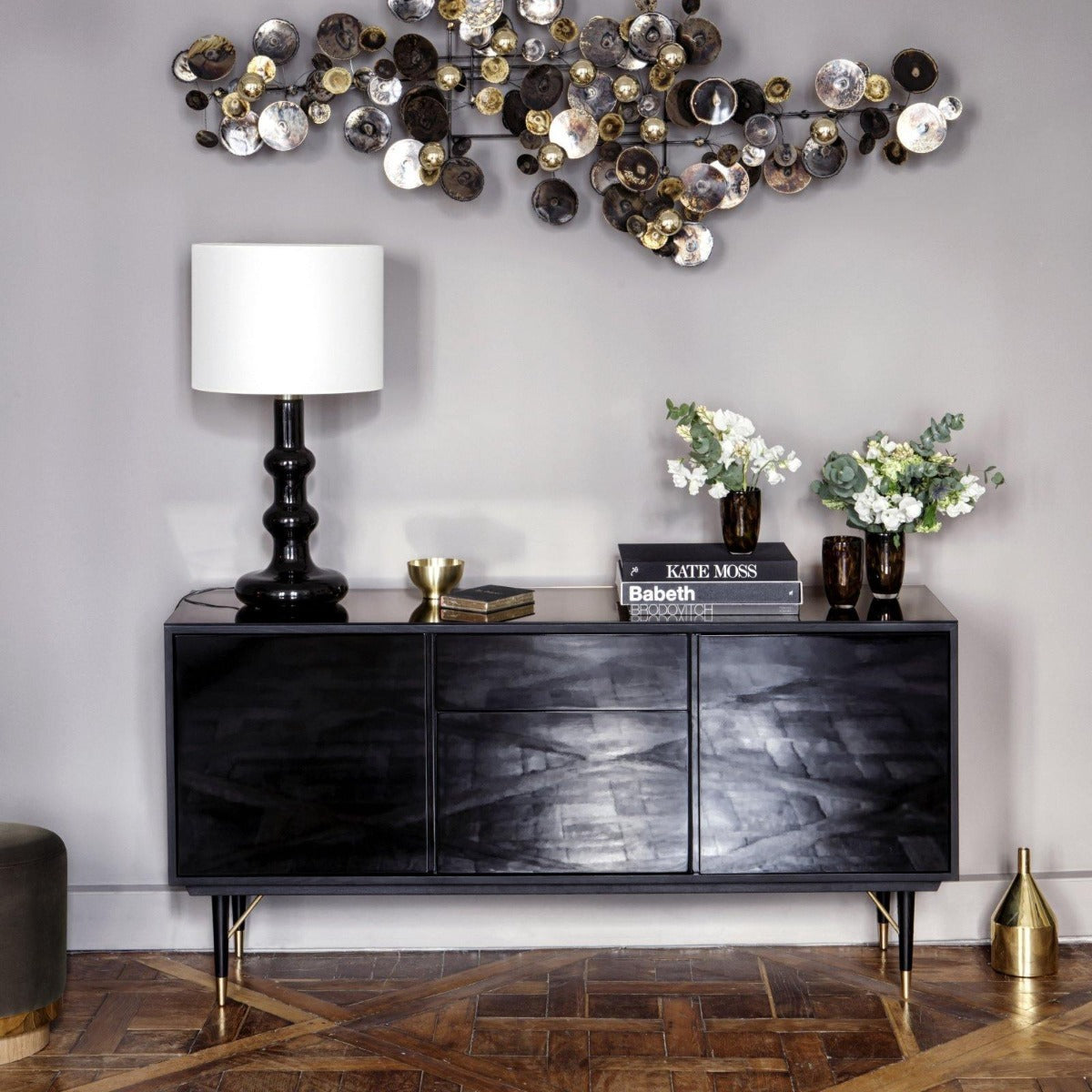 Nízká komoda CAPRI mirror noir - Red Edition - perdonahome