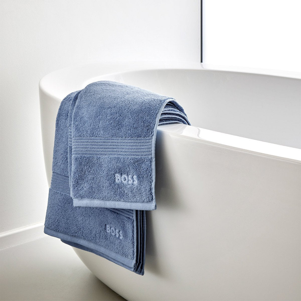 Luxusní froté ručníky z egejské bavlny 700 gr/m2 BOSS LOFT SKY